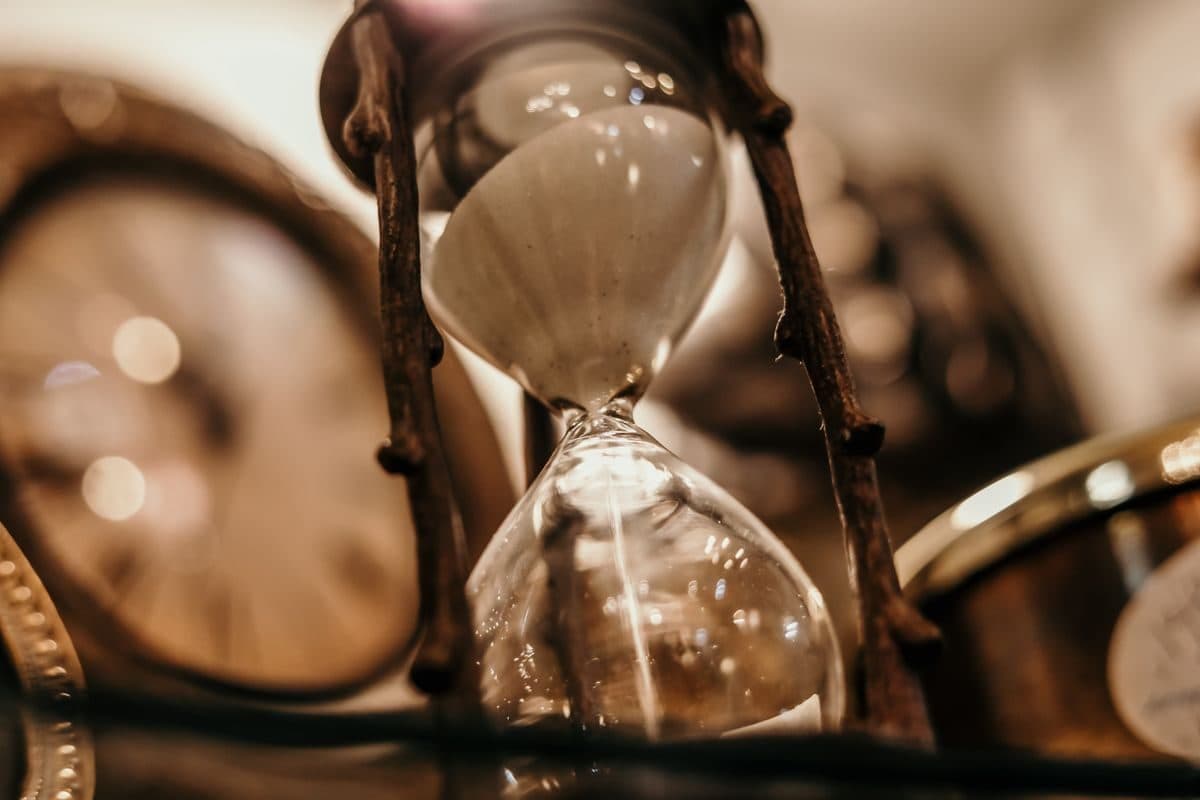 Hourglass timer representing sit-stand interval timing